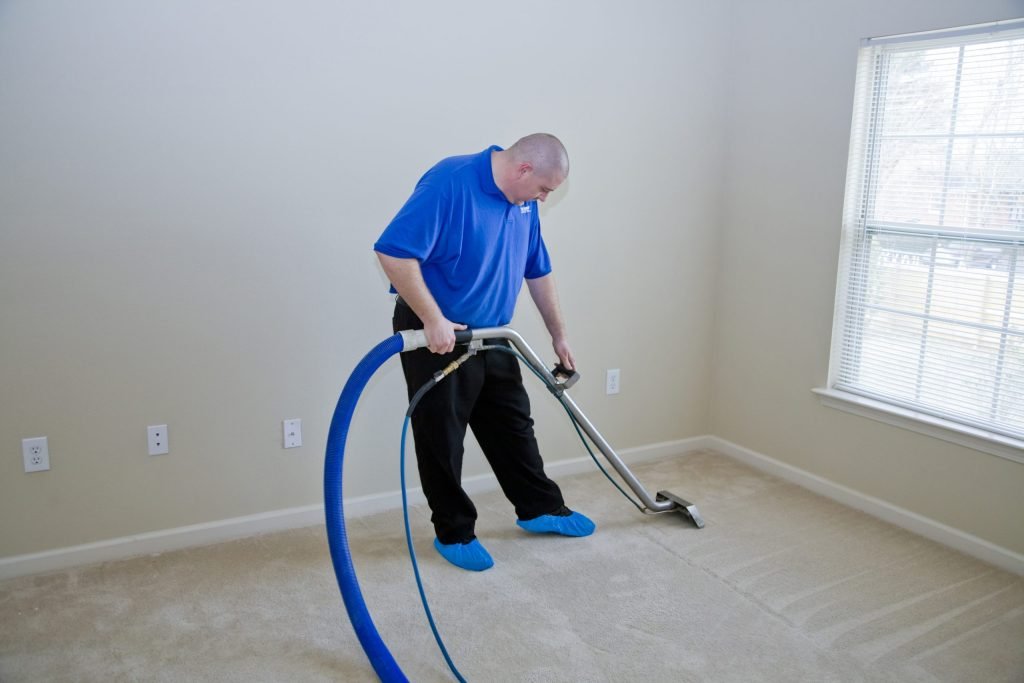 Beige bedroom carpet professionally cleaned by Carpet Cleaning of Dearborn